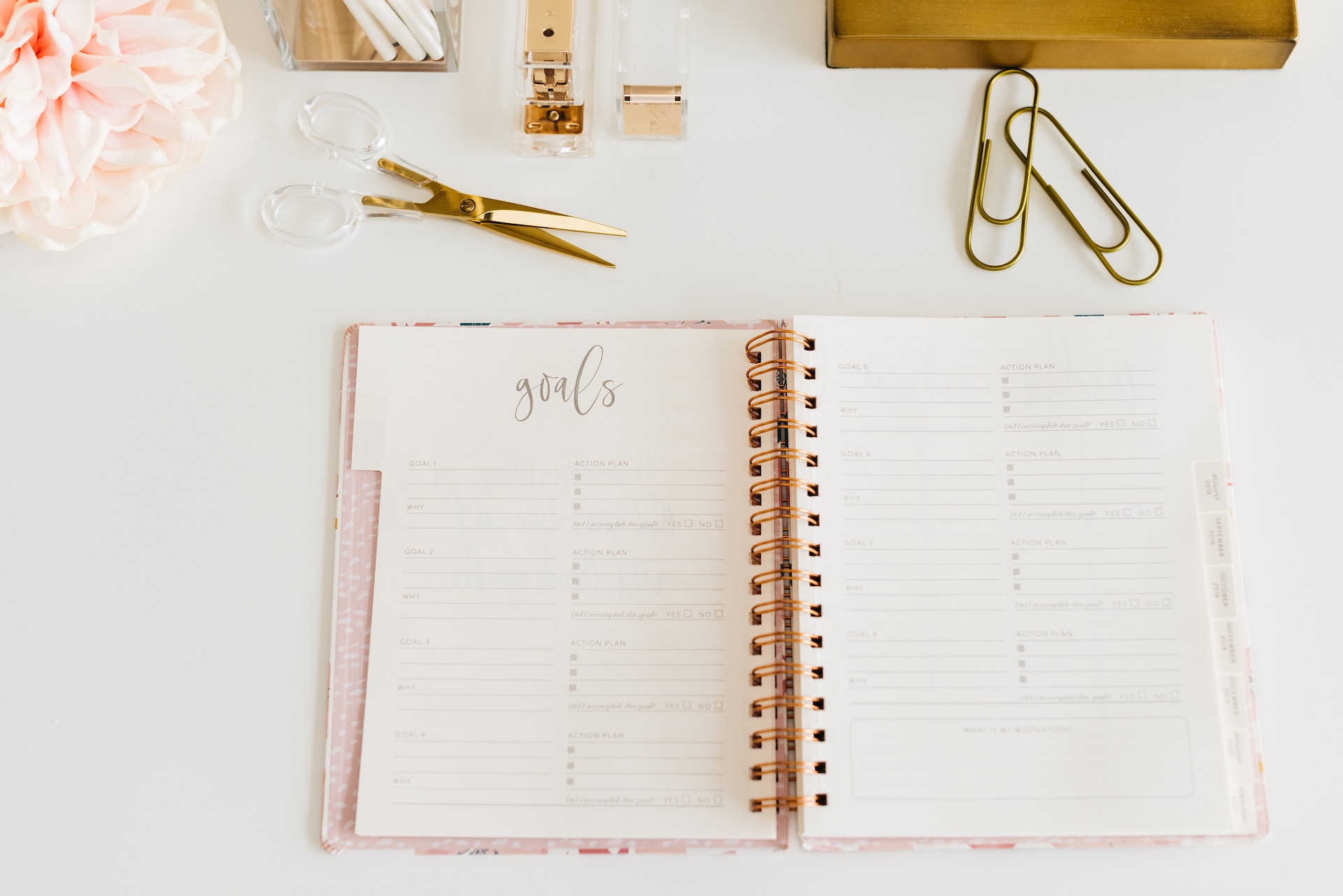 How to make your financial goals achievable image
